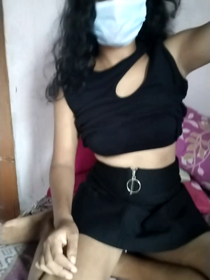 Cute-Janvi-5