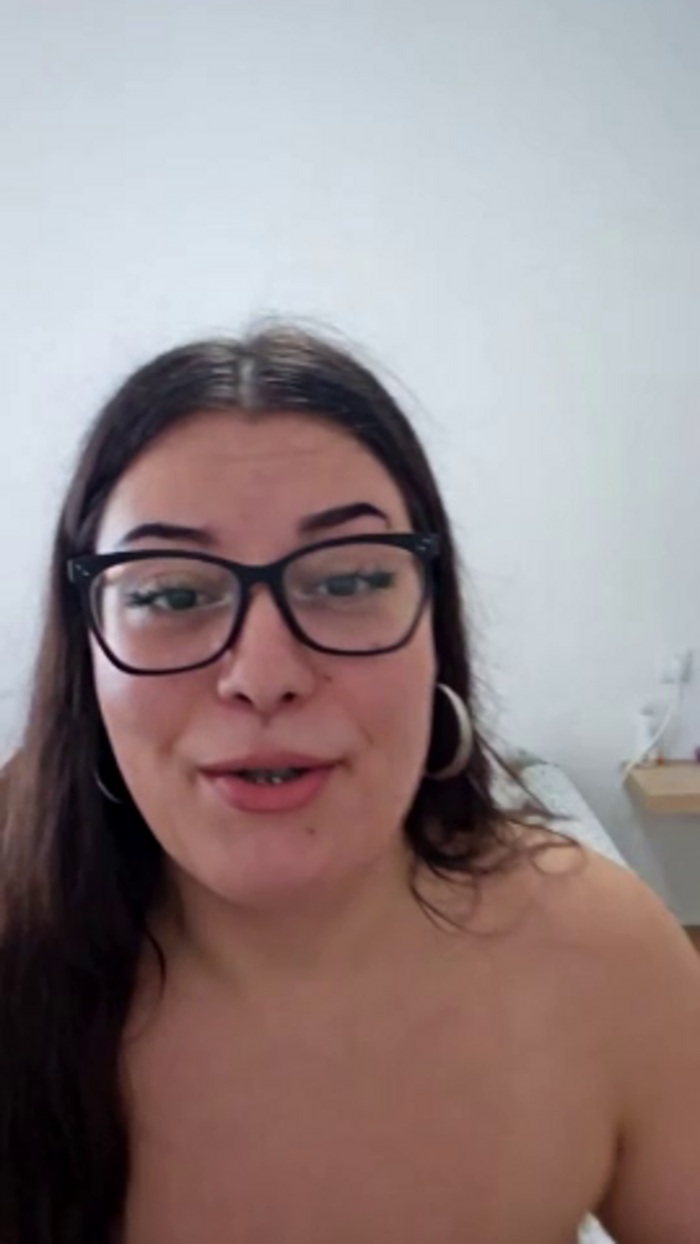Larissa4U