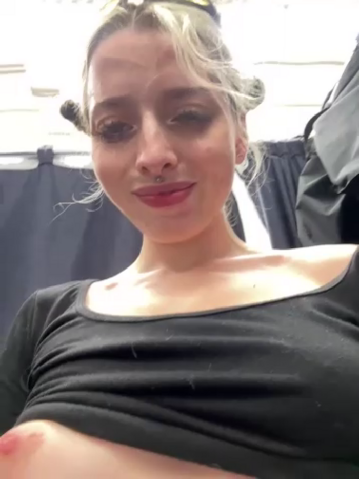 LoraaDoll