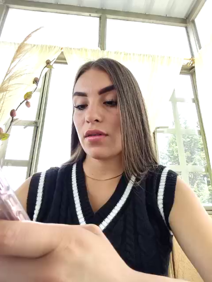 EMILY-07_