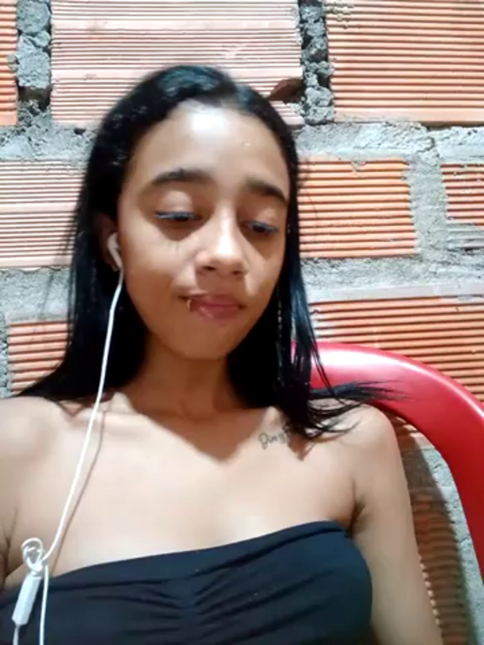Zoe_Sweett18
