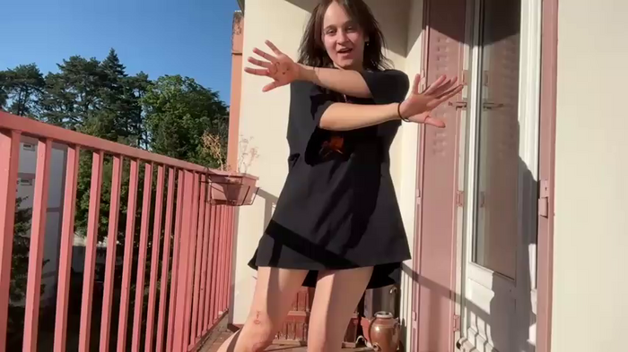 NIQUE_TARAXX