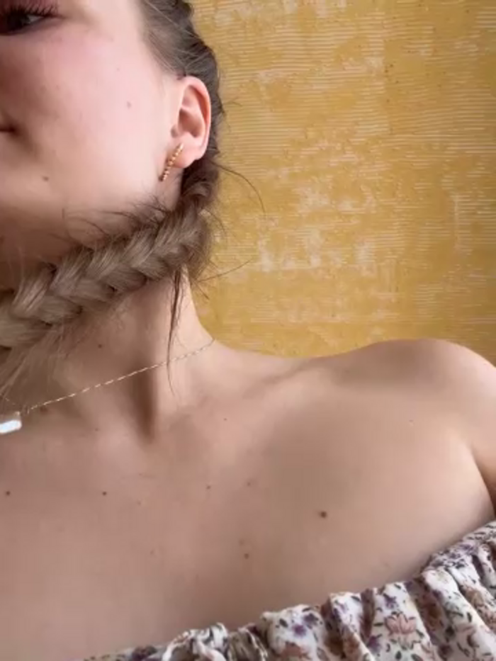 NickiLike