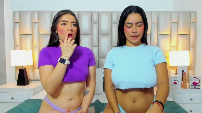 paola_katy_dicks