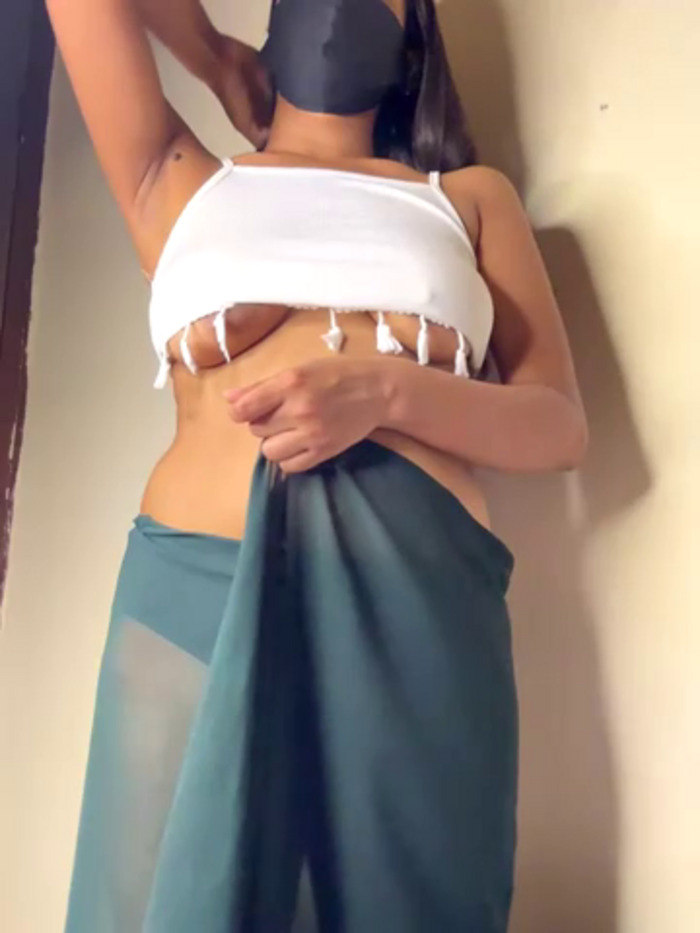 Cute-Sakhi