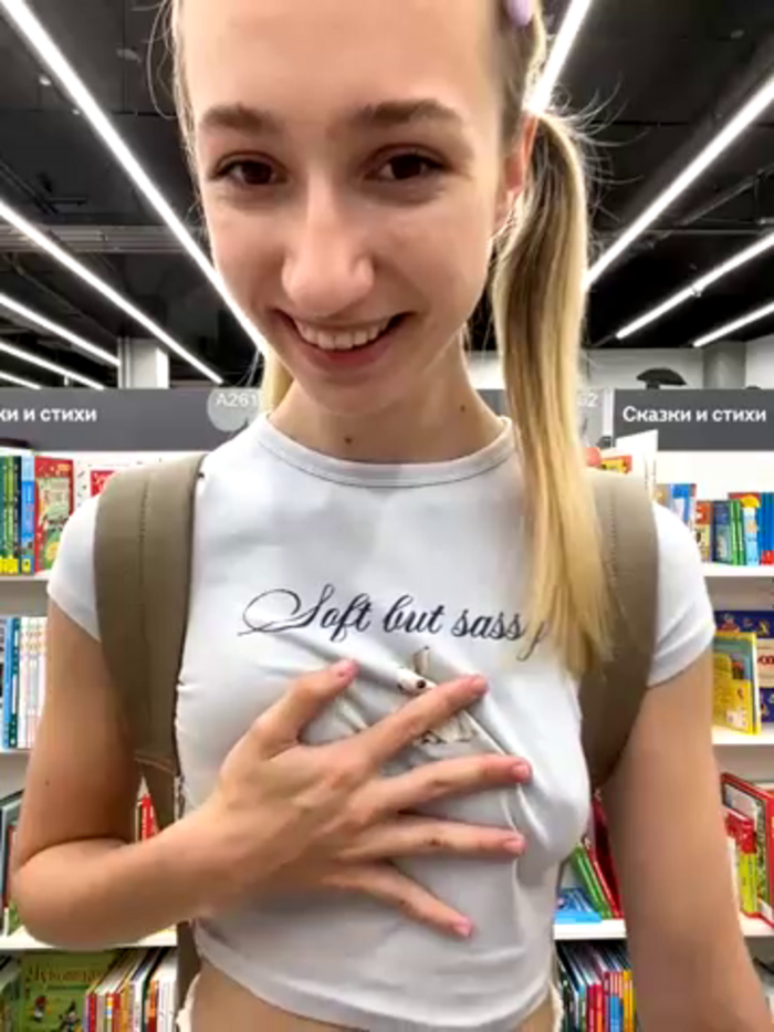 Lia__Love