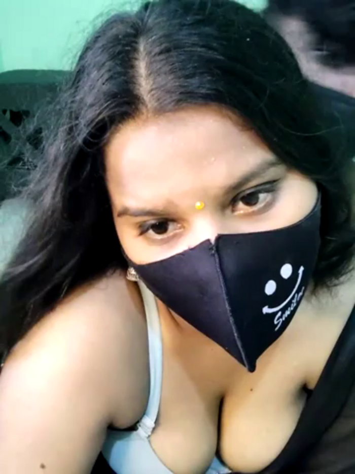 Kannada_sexycouple