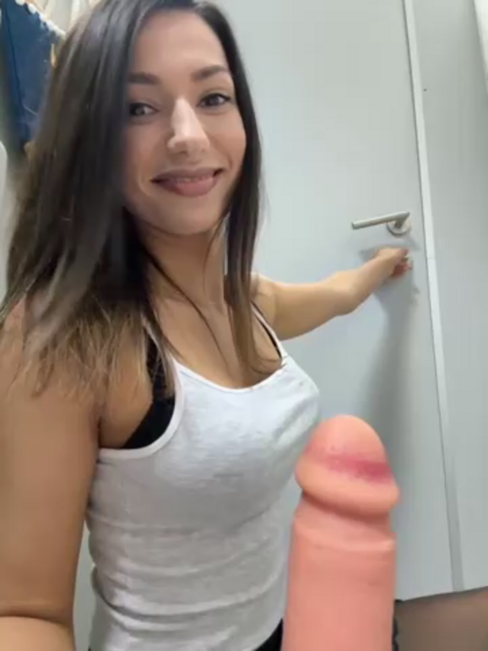 _MiaQueen_