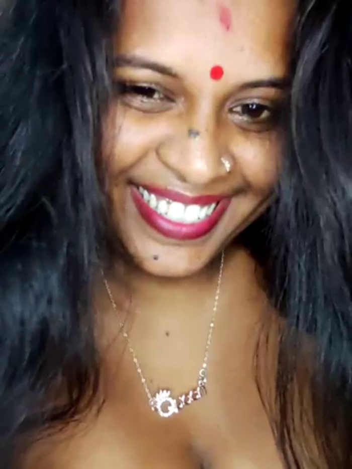 Hot_Show_25