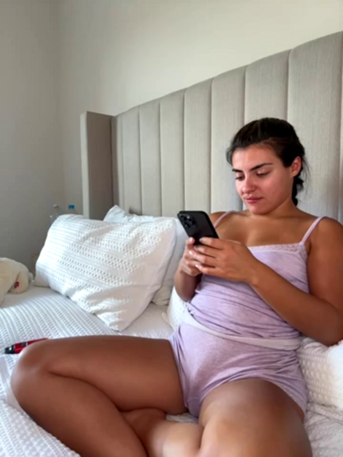 cute_carly_
