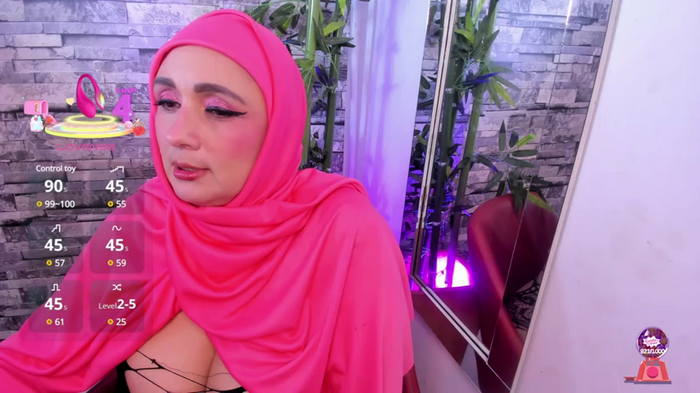 HijabiMilf