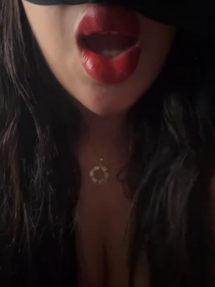 Noha-Sexy