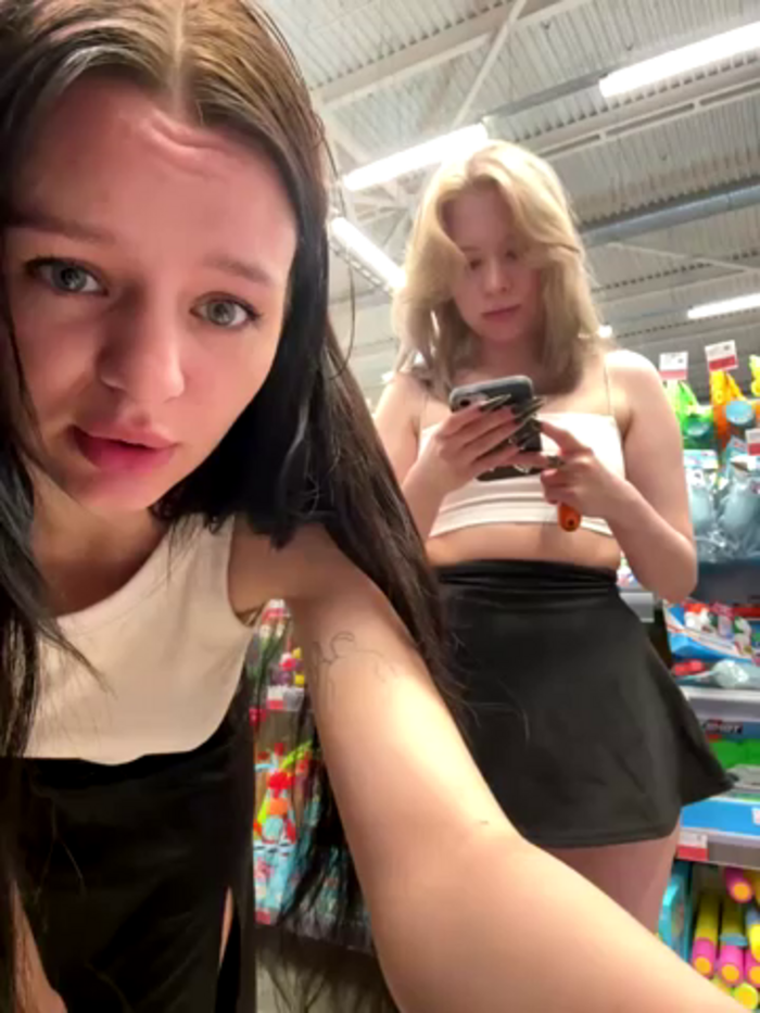 Cum_girlss