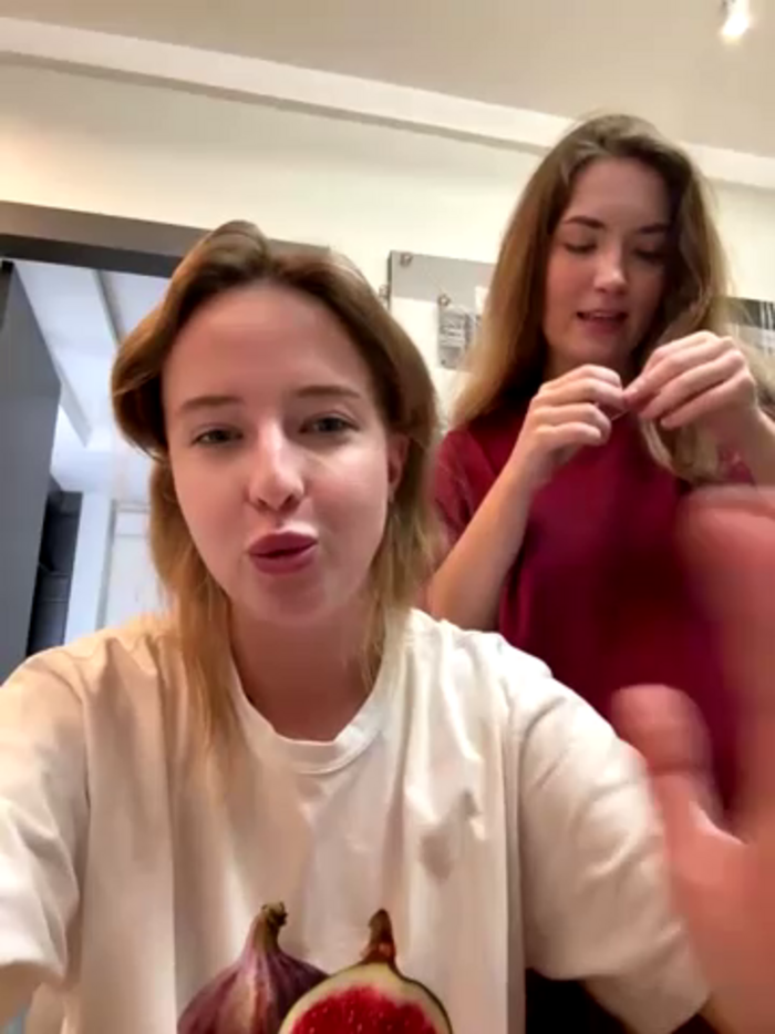 Nura_n_Sarah
