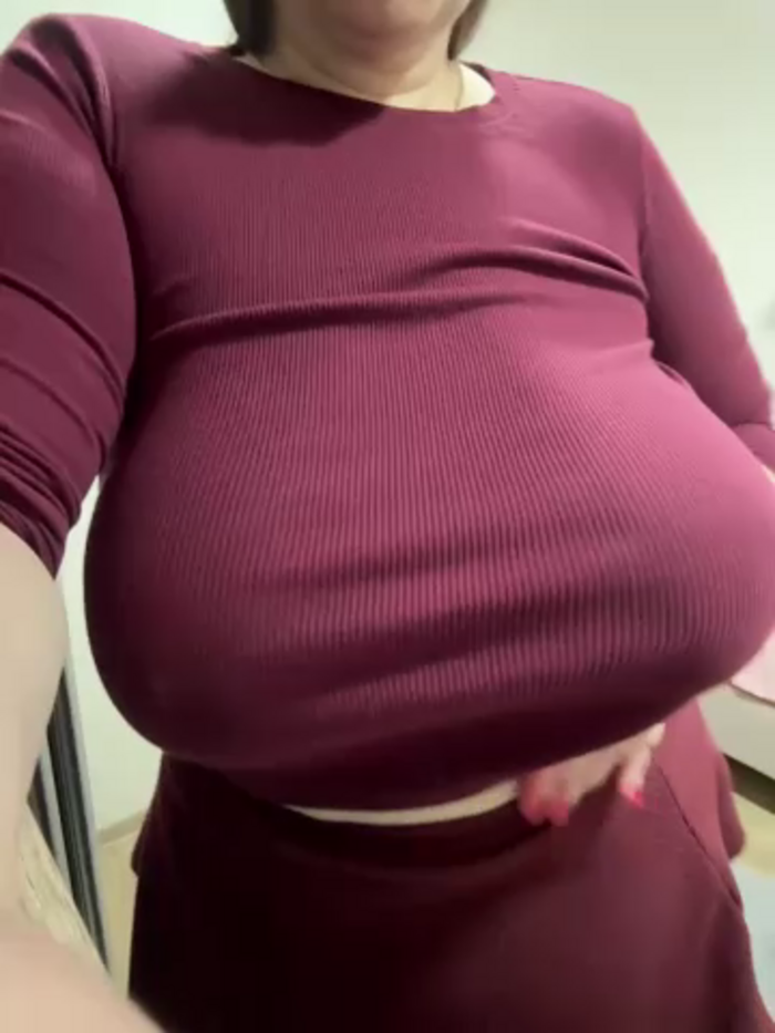 Your_Hot_Sister01