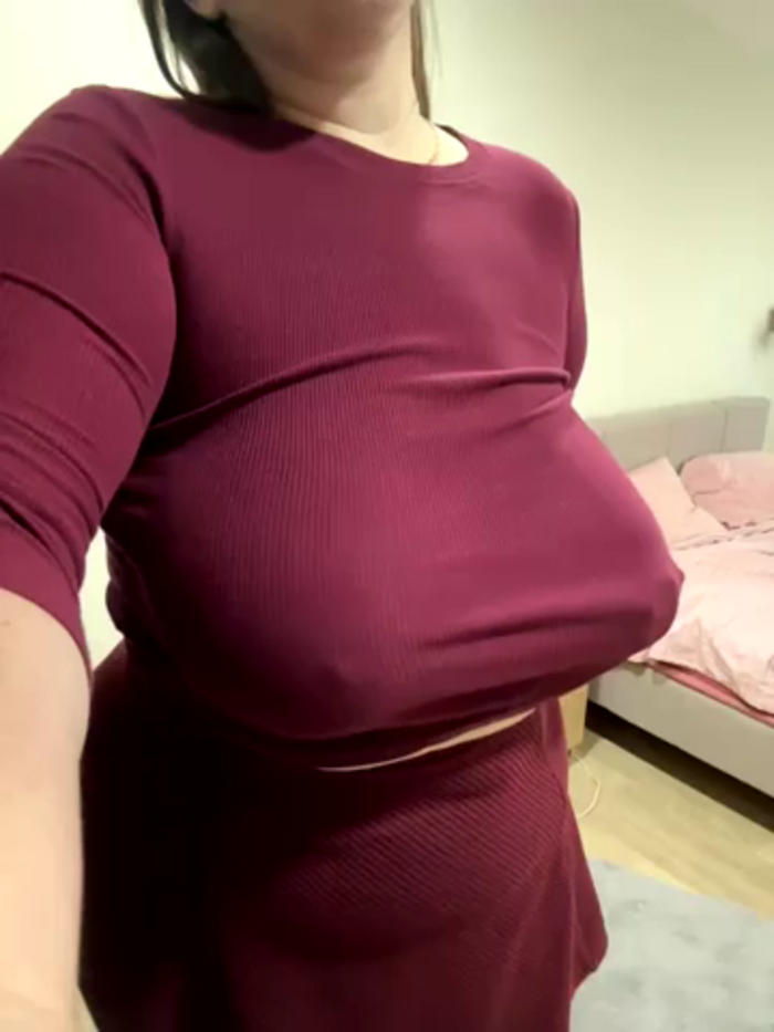 Your_Hot_Sister01
