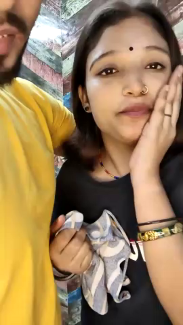 KISSING_QUEEN