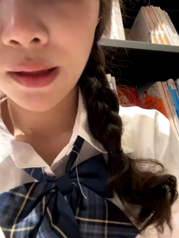 Adora188