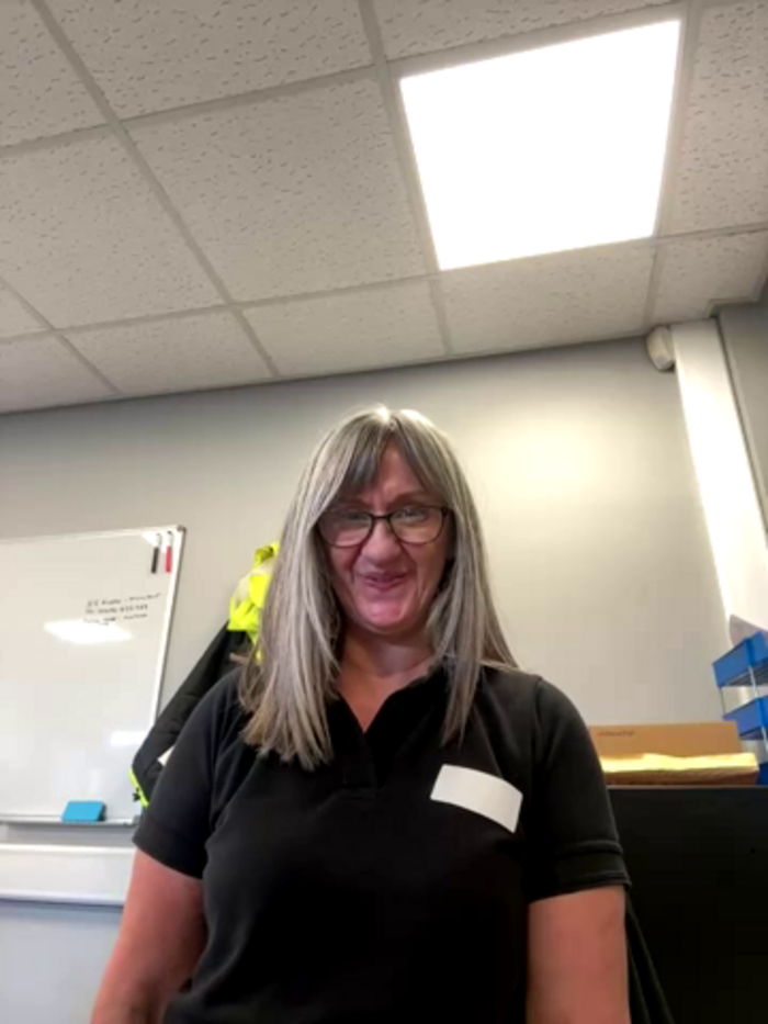 LILY-UK-MILF