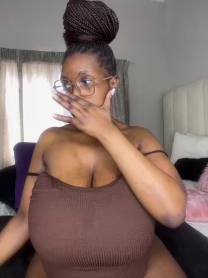 Bustygoddess32