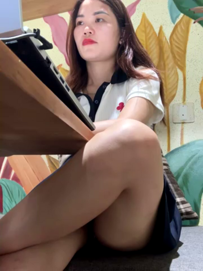 Emily_9xx