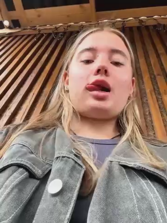 StephanieMur