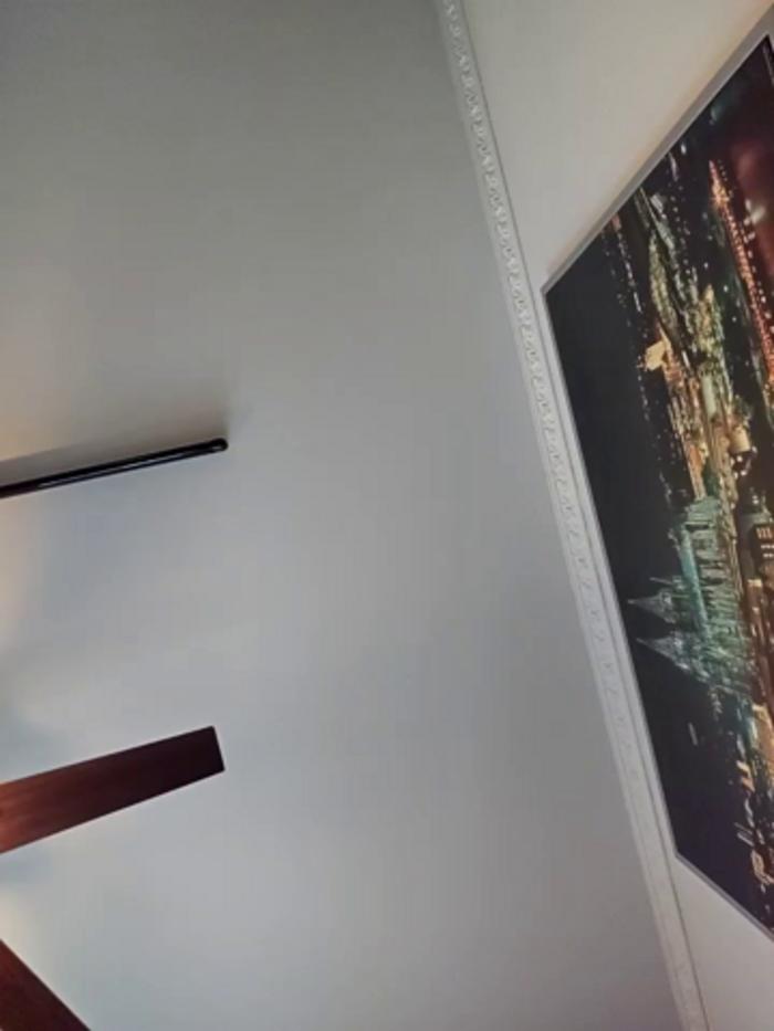 Hornyblond_Bella