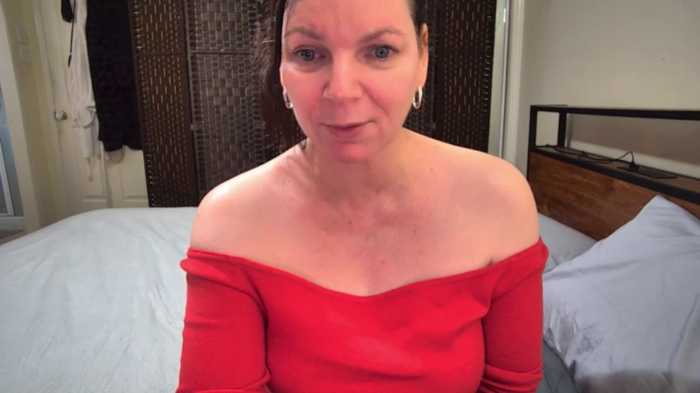 PlayfulcurvyyMilf