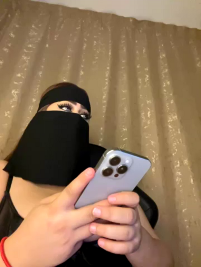 QueenDina777