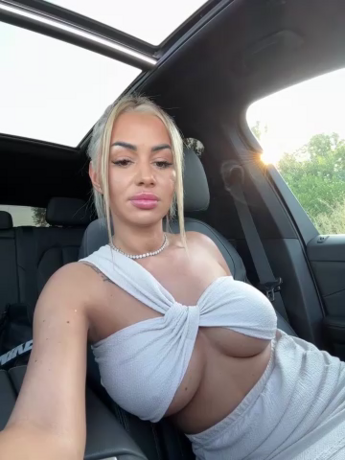 KirstieVegas