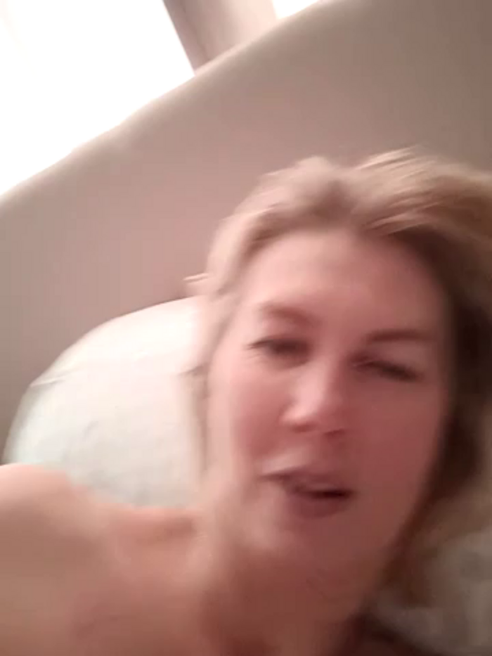 stellahere8