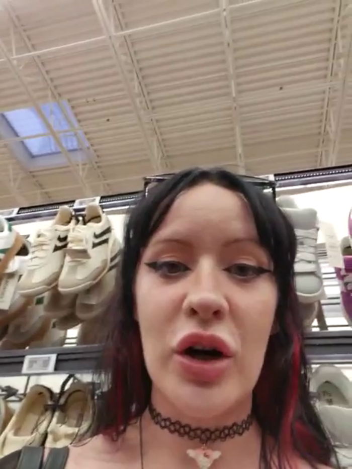EVILYN