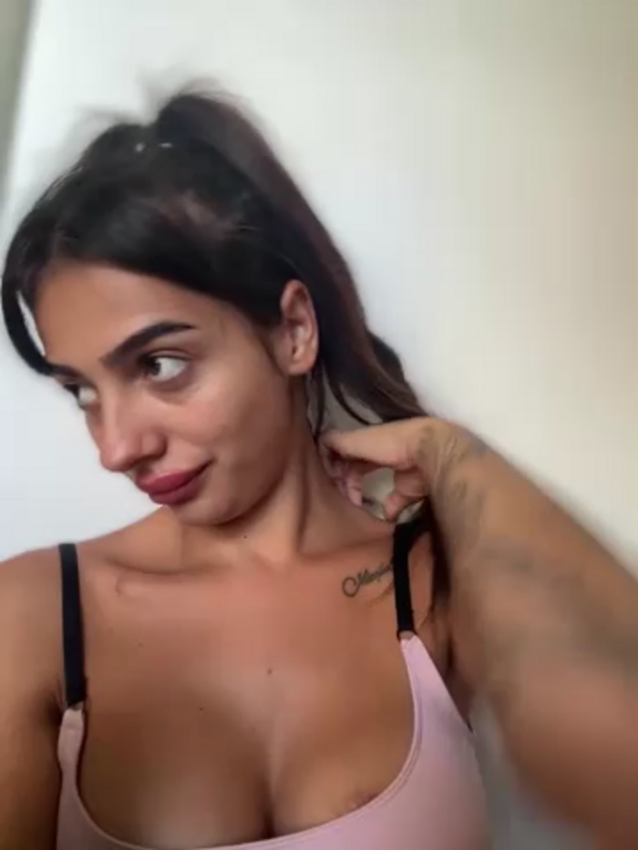 LaraVegas_