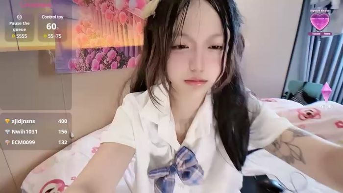 momo-2580