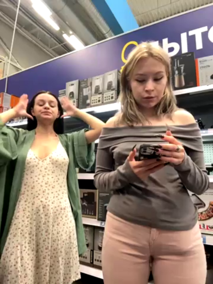 Cum_girlss