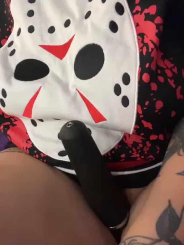 miacanela_xo
