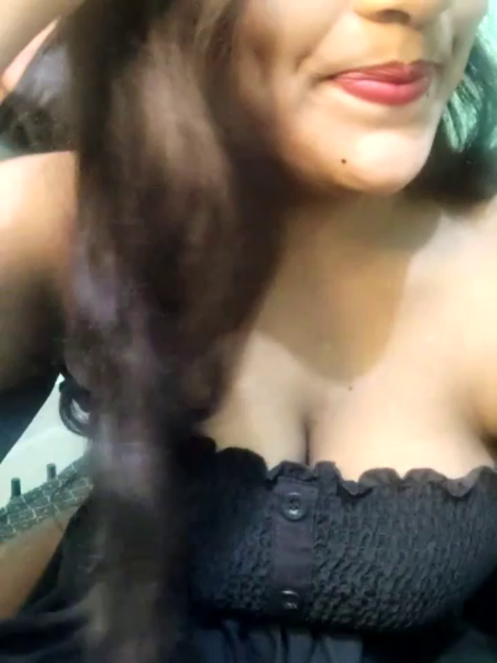Kannada_sexycouple