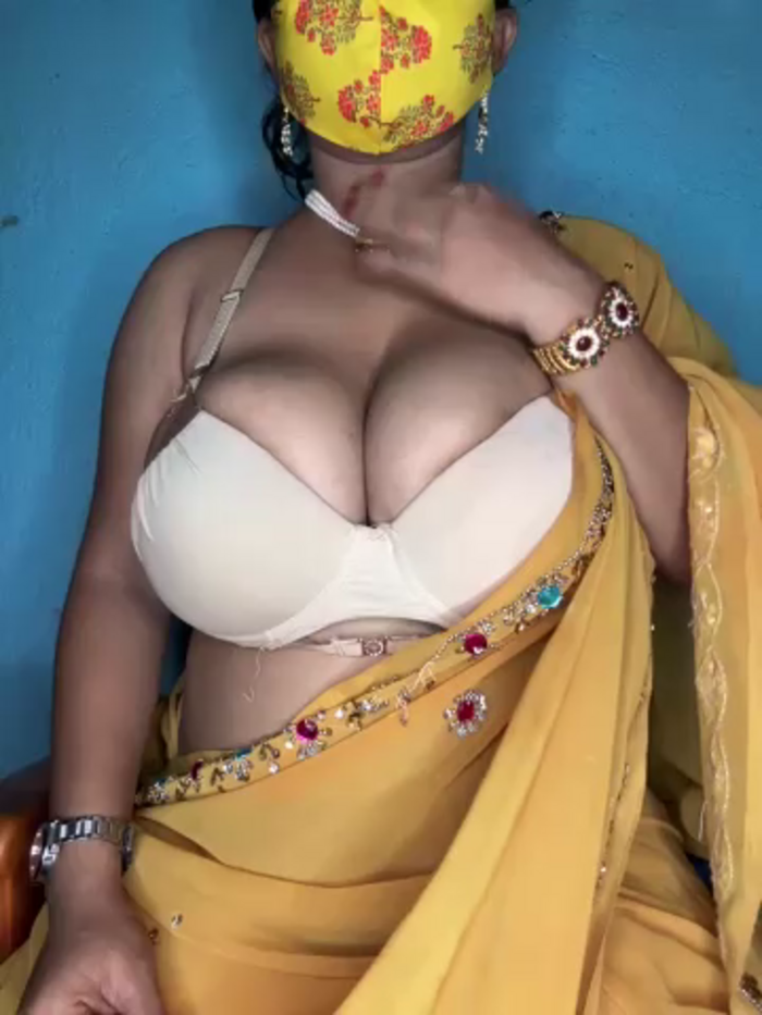 Lovely-Shivani