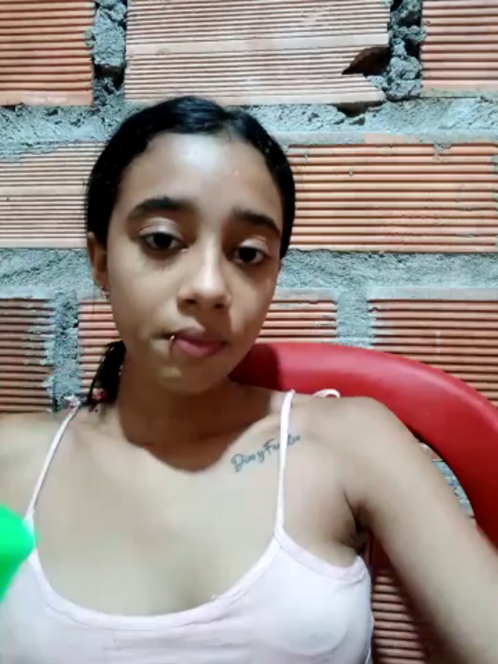 Zoe_Sweett18