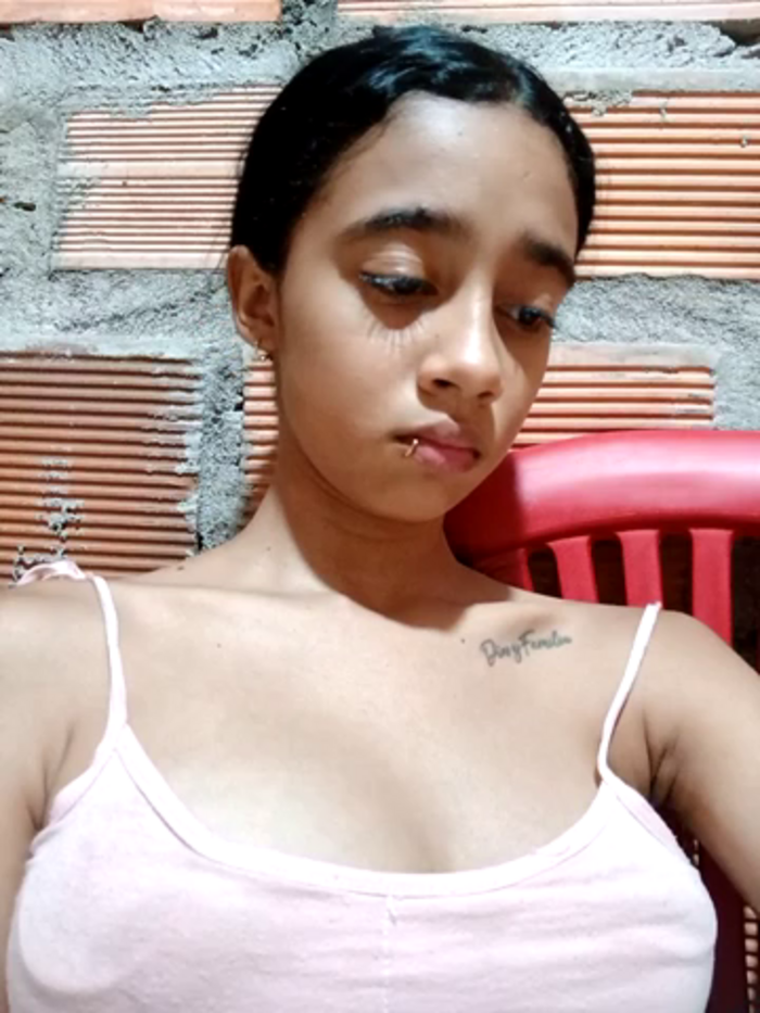 Zoe_Sweett18