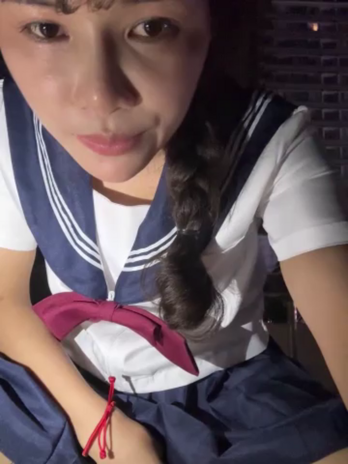 Adora188