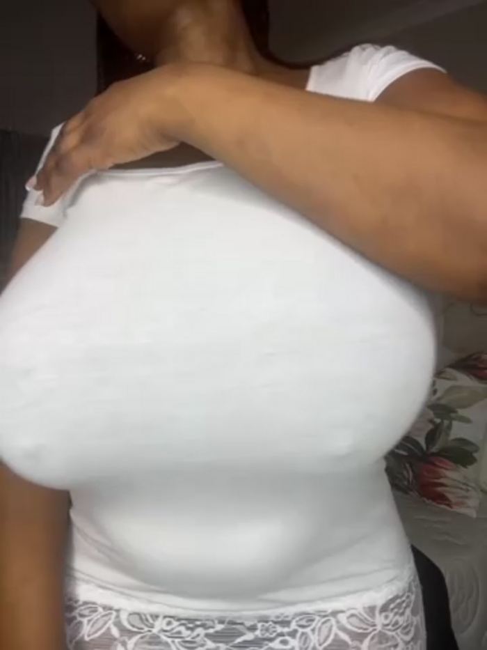 Bustygoddess32