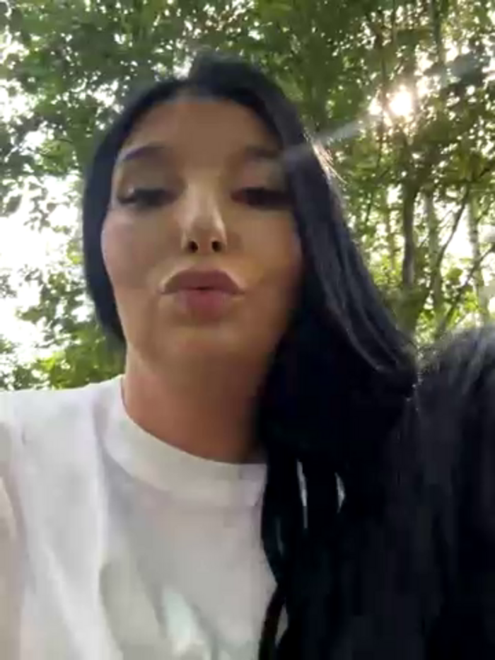 Tisha_Busty
