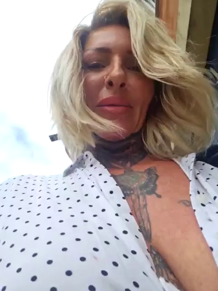 YourMommyBlair