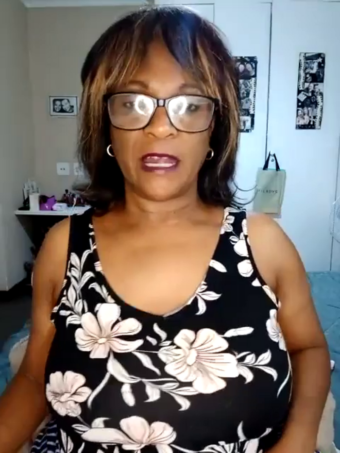 Hotgrannyx