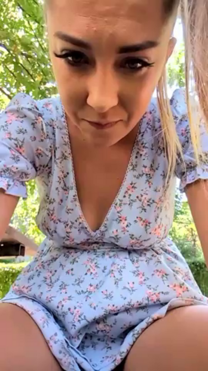 Risky_girl23