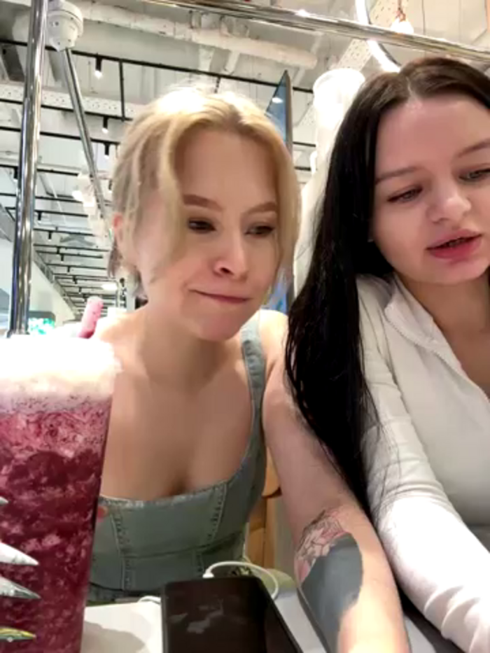 Cum_girlss