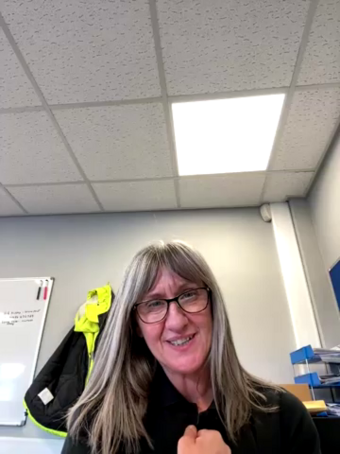 LILY-UK-MILF
