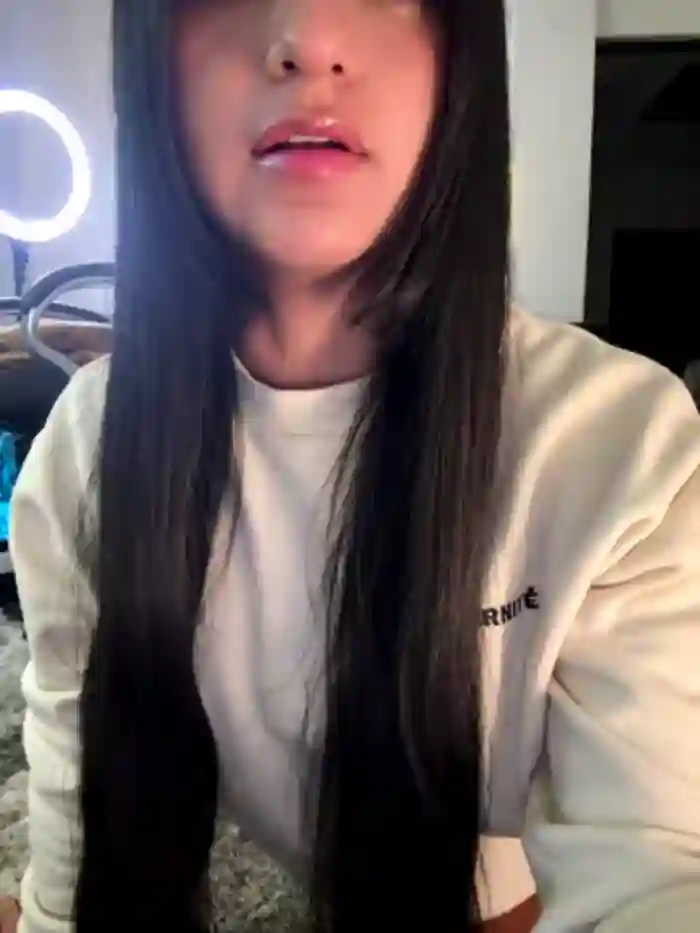 2025/07/25/stripchat-aly_golden_-06-14-56