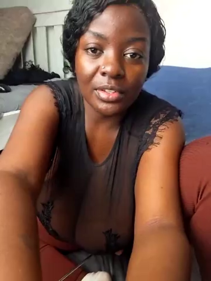 hornycreamybabe